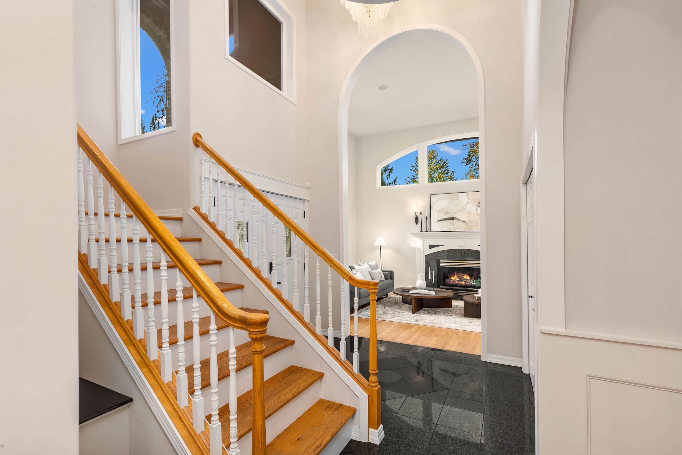  Craftsman Retreat in Sutton Place - 物件實景