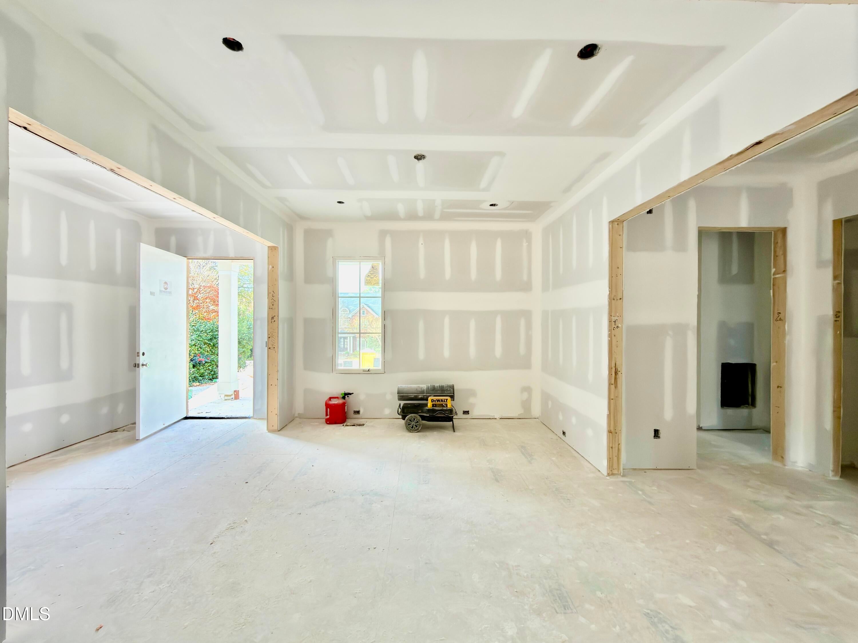 Raleigh, North Carolina, 27608, United States, 4 Bedrooms Bedrooms, ,6 BathroomsBathrooms,Residential,For Sale,1988275