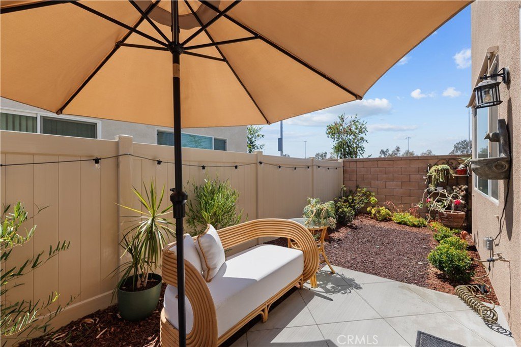 Redlands, California, 92374, United States, 3 Bedrooms Bedrooms, ,3 BathroomsBathrooms,Residential,For Sale,2005861