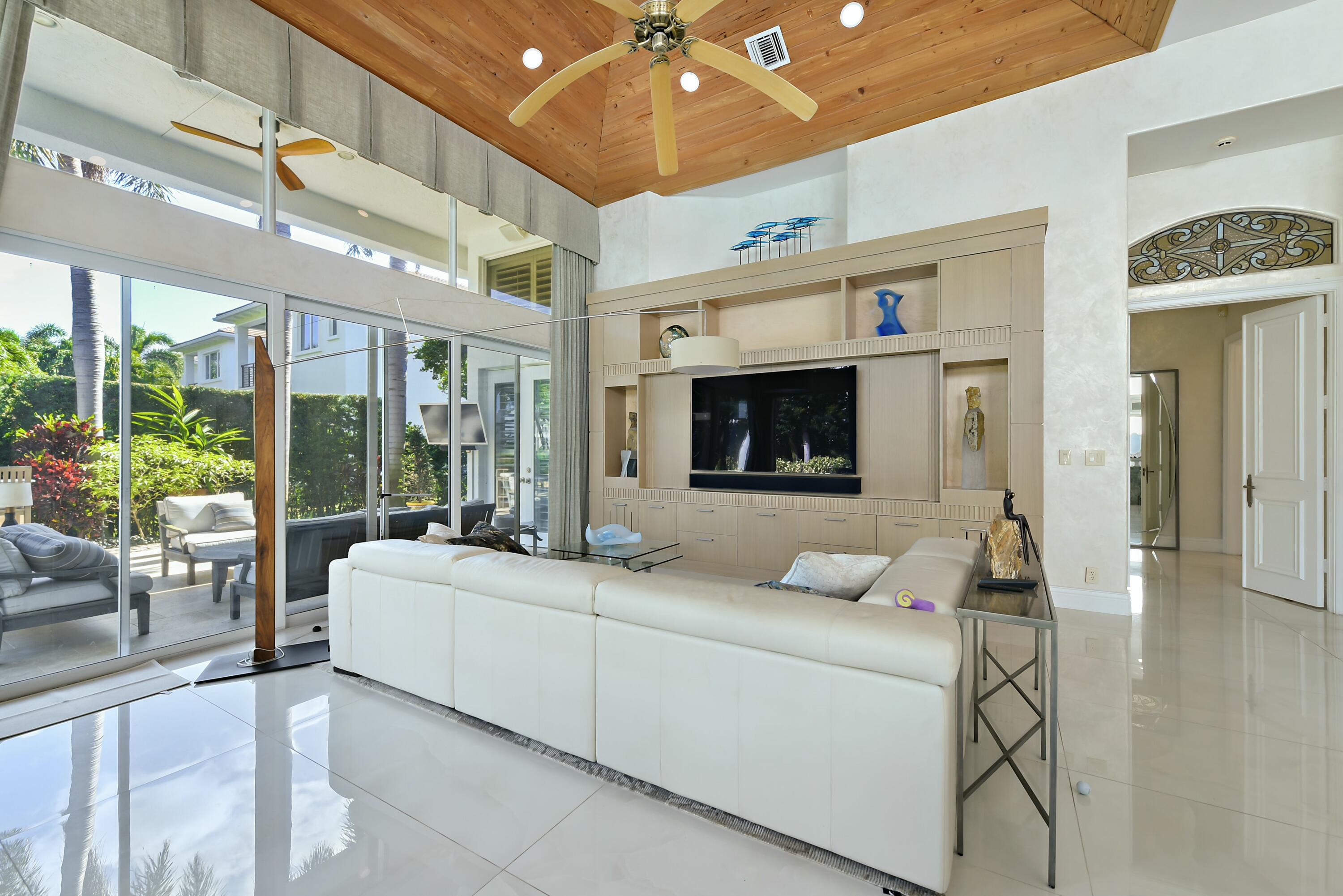 Boca Raton, Florida, 33432, United States, 4 Bedrooms Bedrooms, ,5 BathroomsBathrooms,Residential,For Sale,1770617