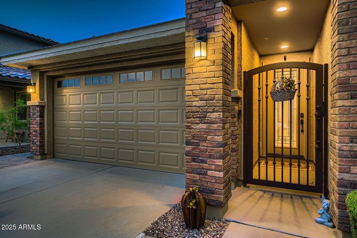 Peoria, Arizona, 85383, United States, 3 Bedrooms Bedrooms, ,2 BathroomsBathrooms,Residential,For Sale,1944970