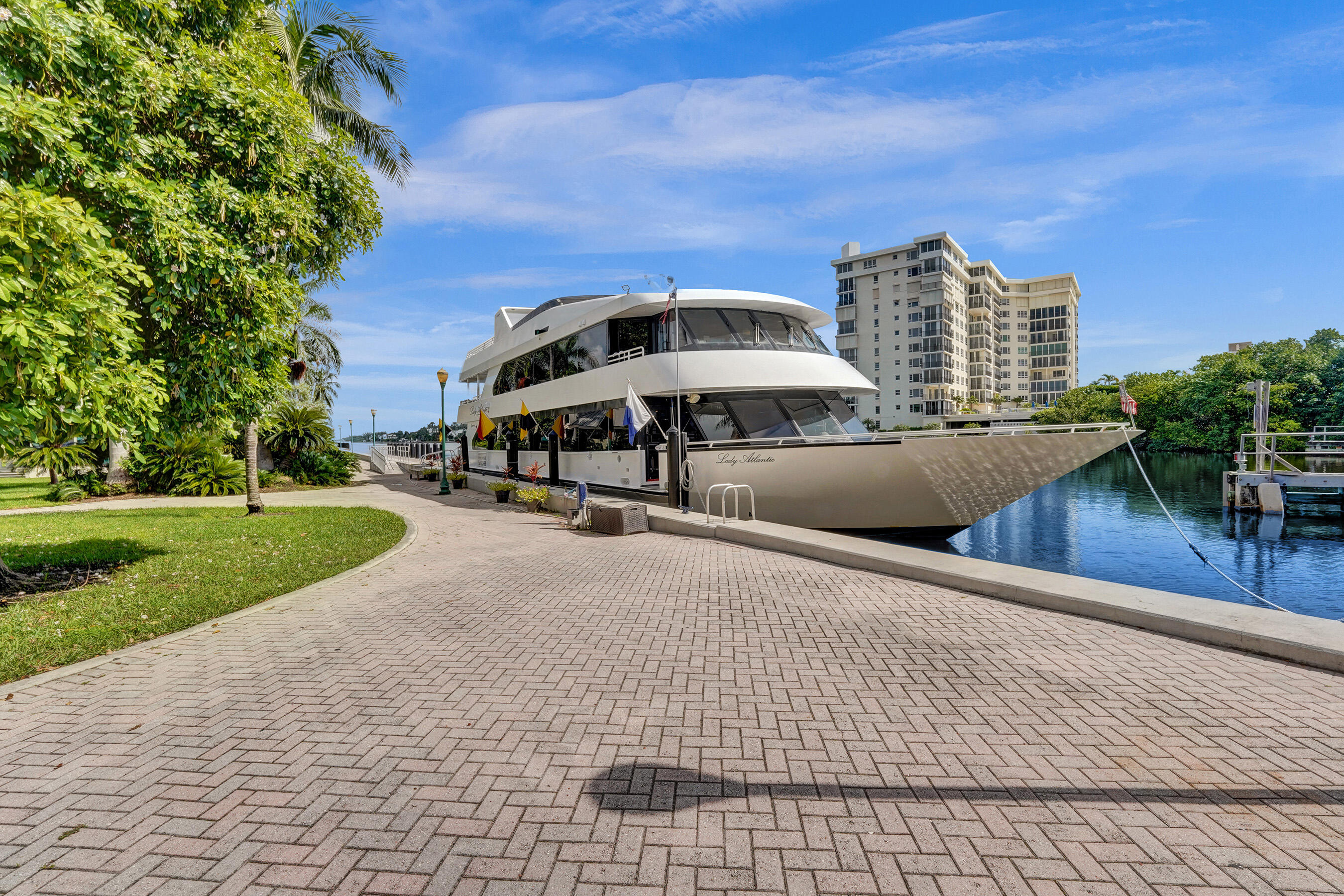 Delray Beach, Florida, 33444, United States, 3 Bedrooms Bedrooms, ,4 BathroomsBathrooms,Residential,For Sale,2001841