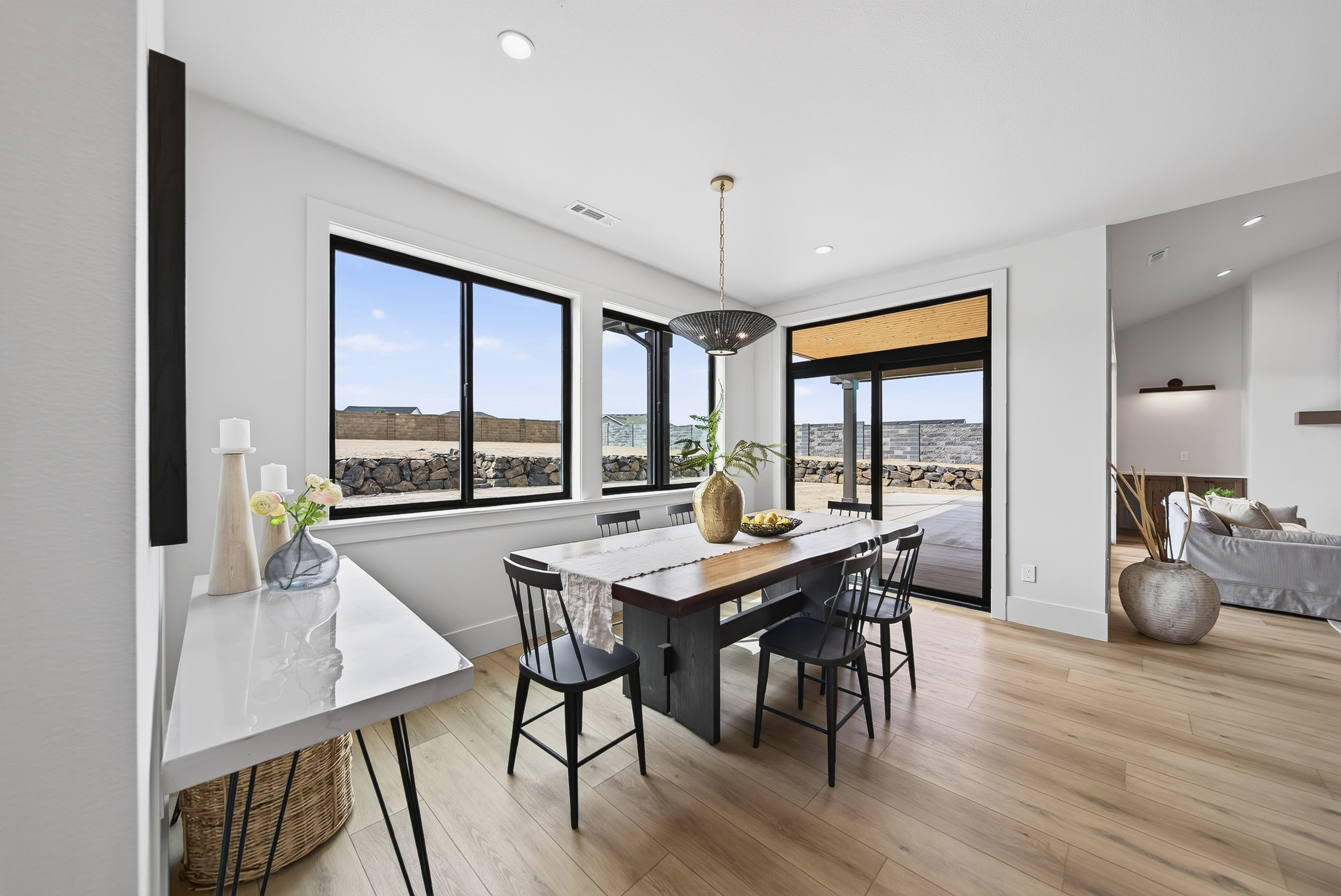  Welcome to ?The Olivia? by Branson Robert Homes - 物件實景