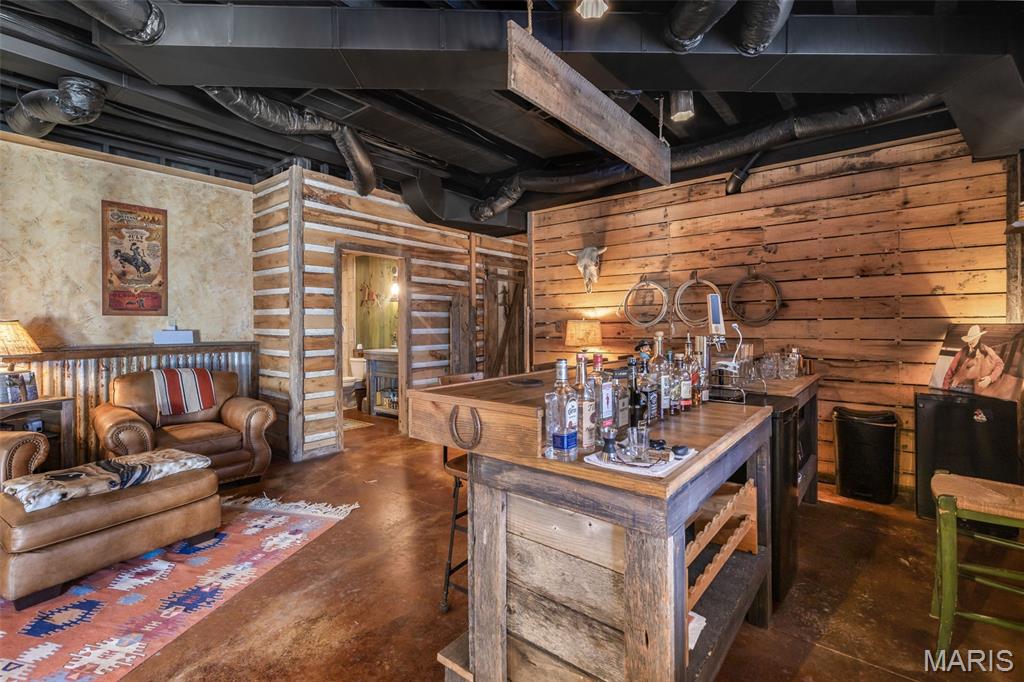 Farmington, Missouri, 63640, United States, 3 Bedrooms Bedrooms, ,4 BathroomsBathrooms,Residential,For Sale,1991980