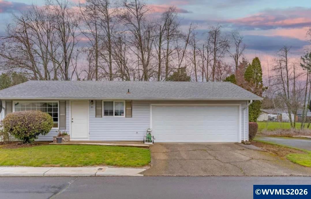 Genie St, Salem, OR 97306