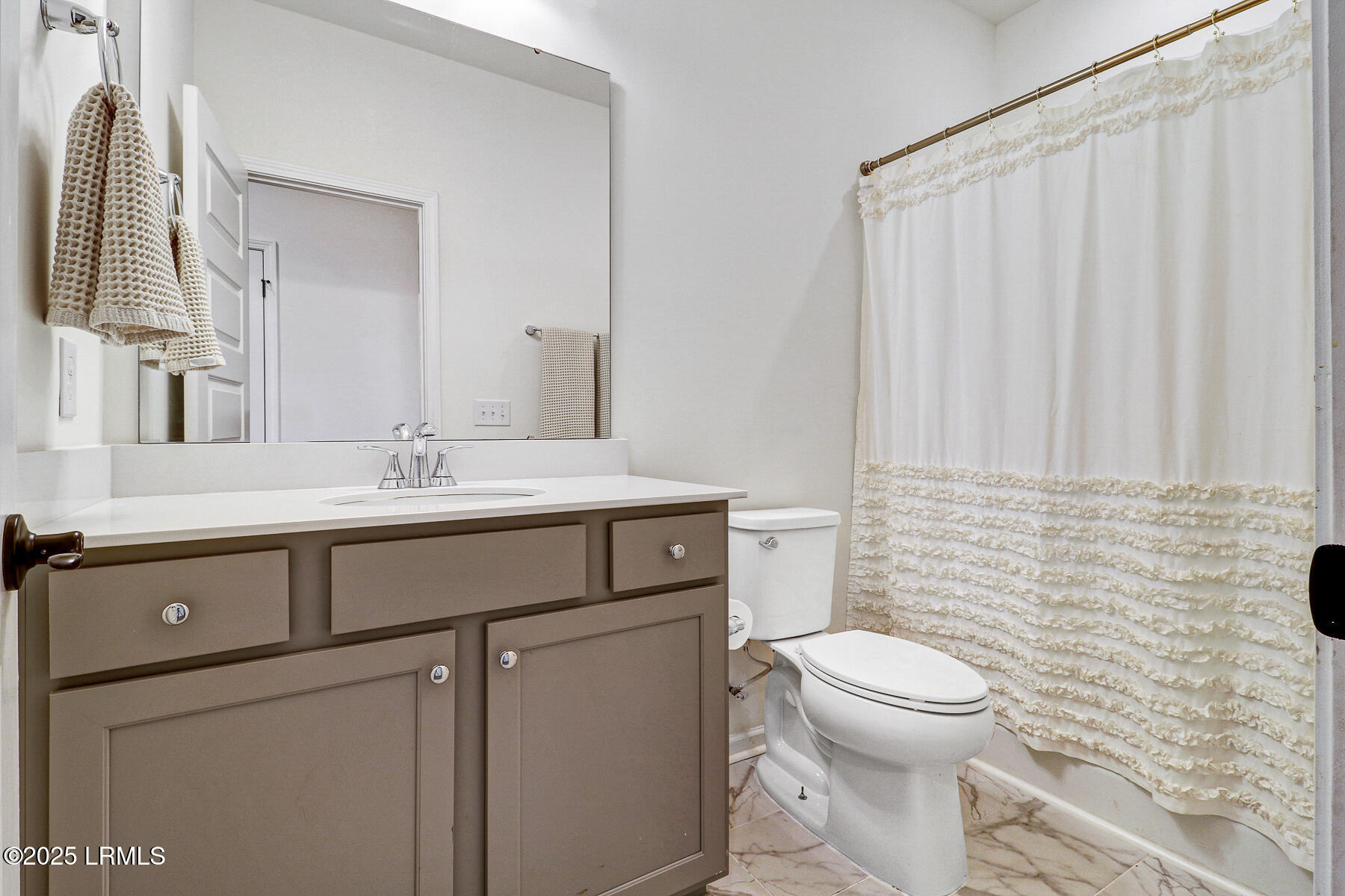 Bluffton, South Carolina, 29910, United States, 4 Bedrooms Bedrooms, ,3 BathroomsBathrooms,Residential,For Sale,1973212