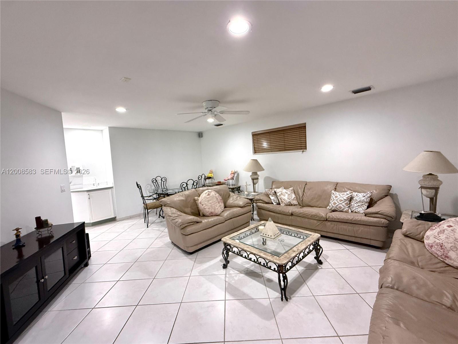 Miami, Florida, 33175, United States, 5 Bedrooms Bedrooms, ,3 BathroomsBathrooms,Residential,For Sale,2040426