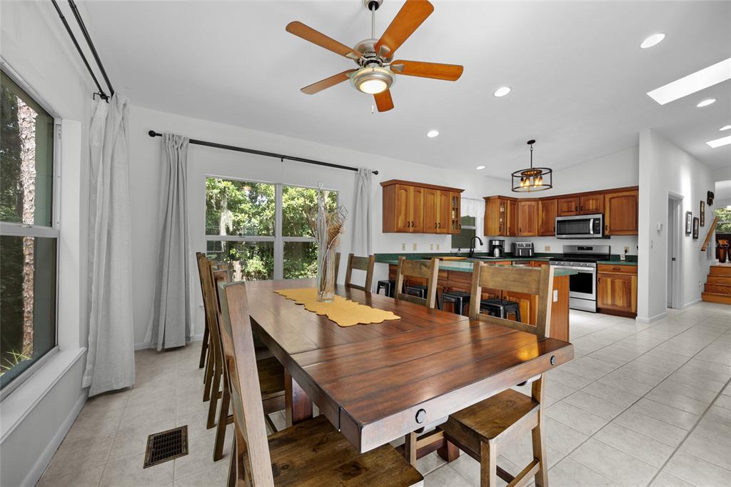 Gainesville, Florida, 32605, United States, 4 Bedrooms Bedrooms, ,3 BathroomsBathrooms,Residential,For Sale,1908257