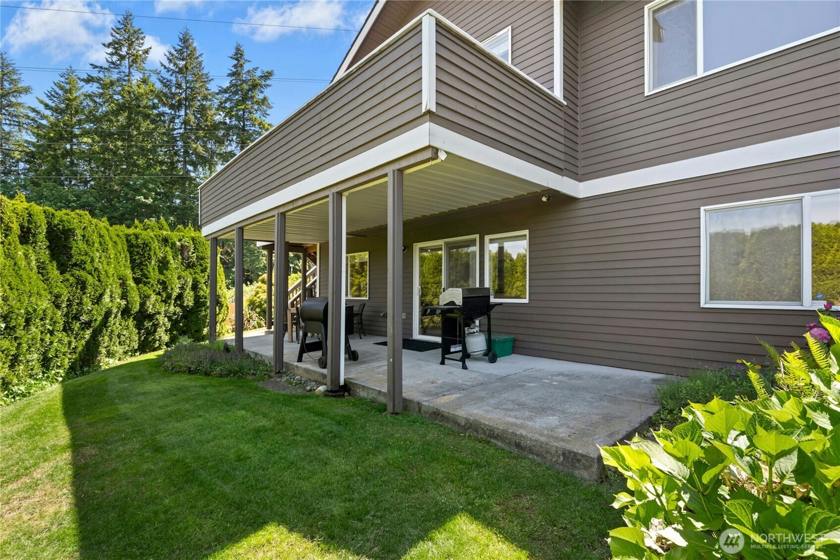 Newcastle, Washington, 98056, United States, 3 Bedrooms Bedrooms, ,3 BathroomsBathrooms,Residential,For Sale,1839033