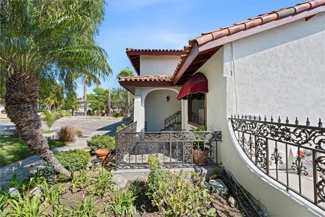 Buena Park, California, 90621, United States, 3 Bedrooms Bedrooms, ,3 BathroomsBathrooms,Residential,For Sale,1979656