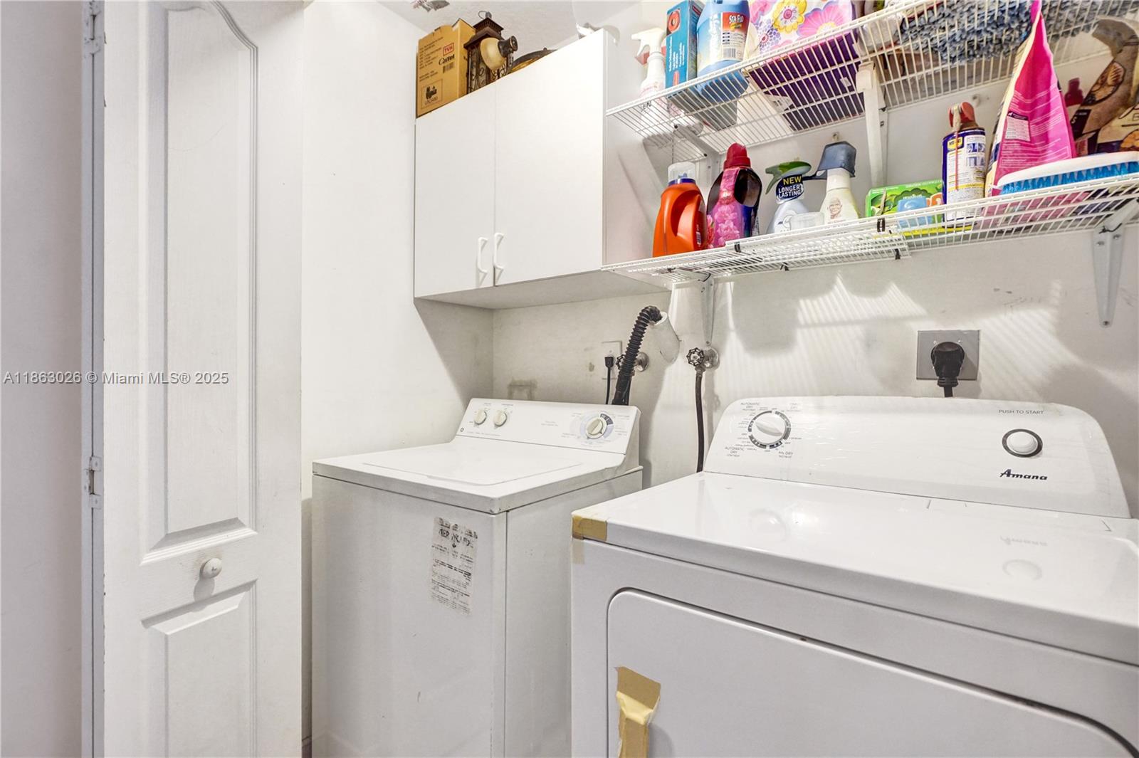 Miami, Florida, 33187, United States, 4 Bedrooms Bedrooms, ,3 BathroomsBathrooms,Residential,For Sale,1926349