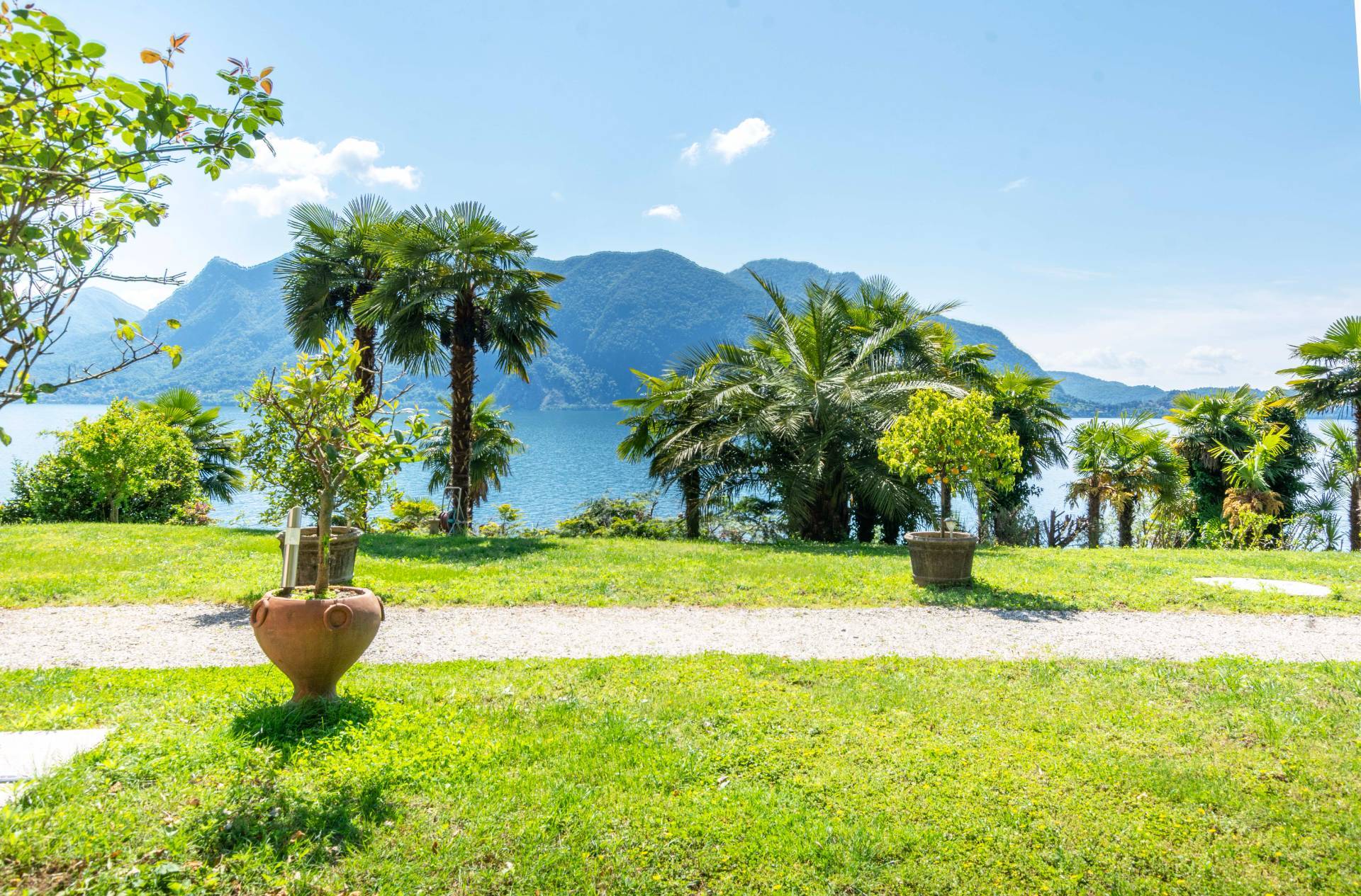 Ghiffa, Verbano-Cusio-Ossola, 28055, IT, 9 Bedrooms Bedrooms, ,11 BathroomsBathrooms,Residential,For Sale,1829137