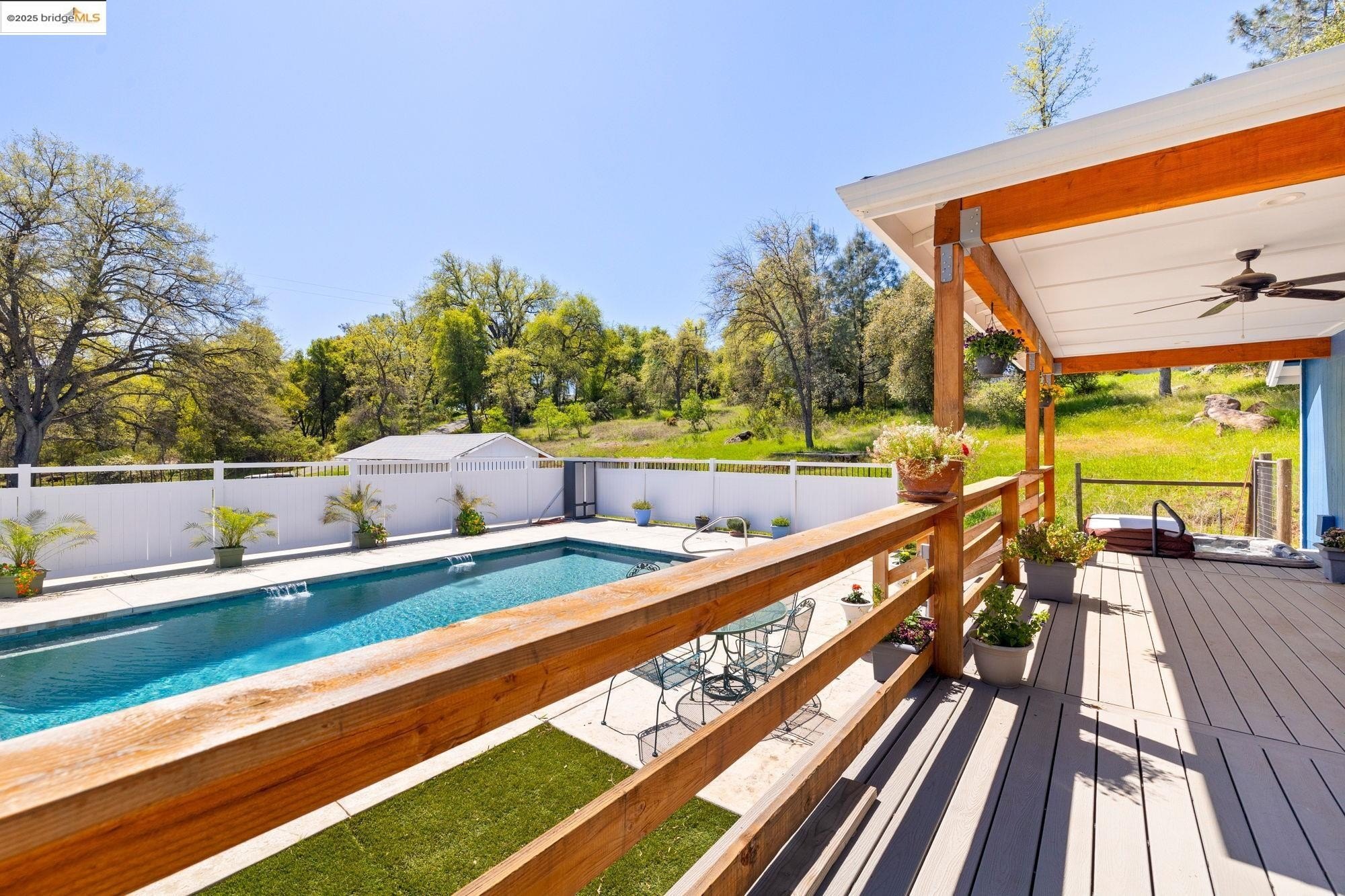 Sonora, California, 95370, United States, 4 Bedrooms Bedrooms, ,2 BathroomsBathrooms,Residential,For Sale,1923543