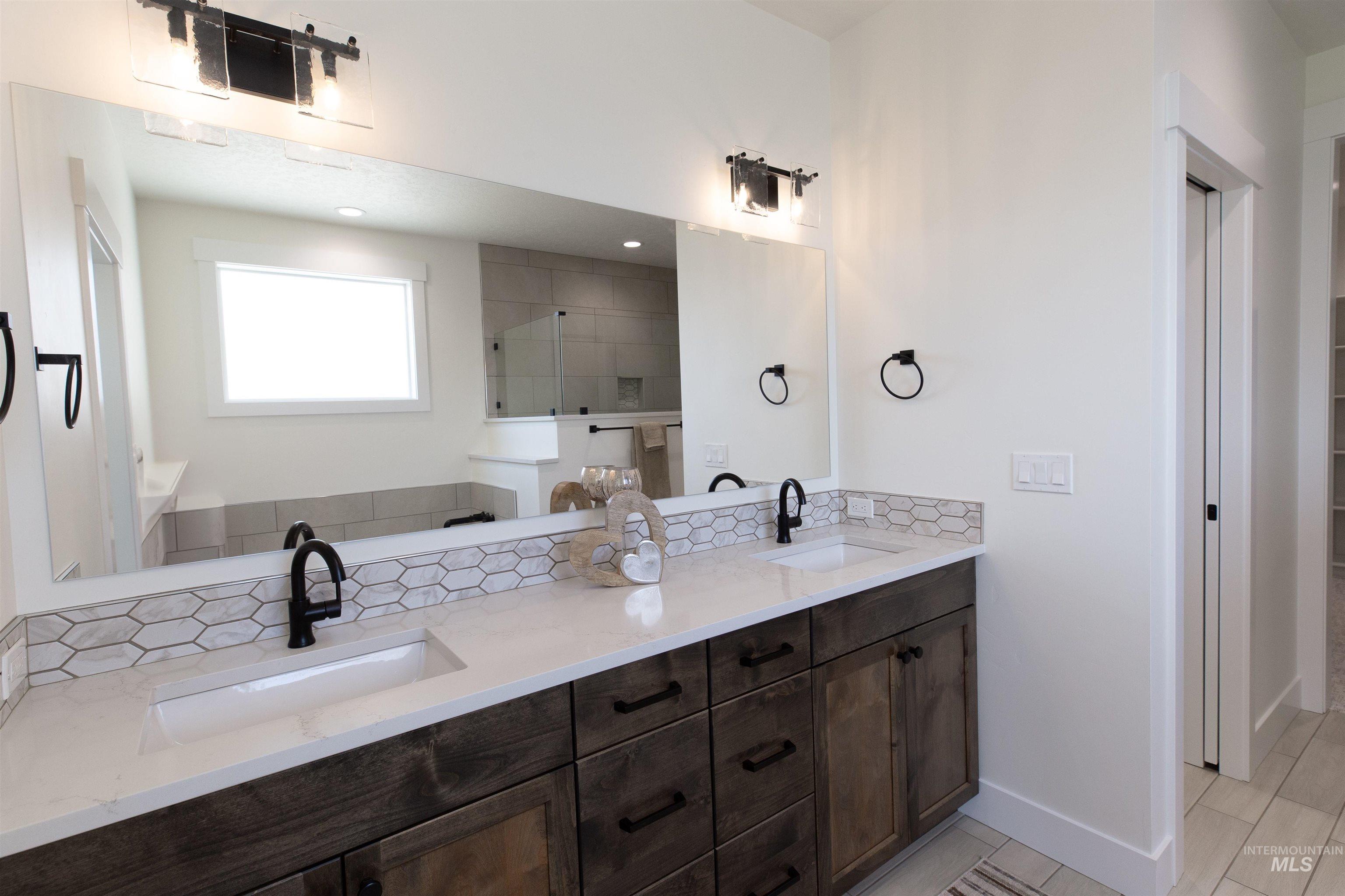 Meridian, Idaho, 83642, United States, 3 Bedrooms Bedrooms, ,3 BathroomsBathrooms,Residential,For Sale,1867465