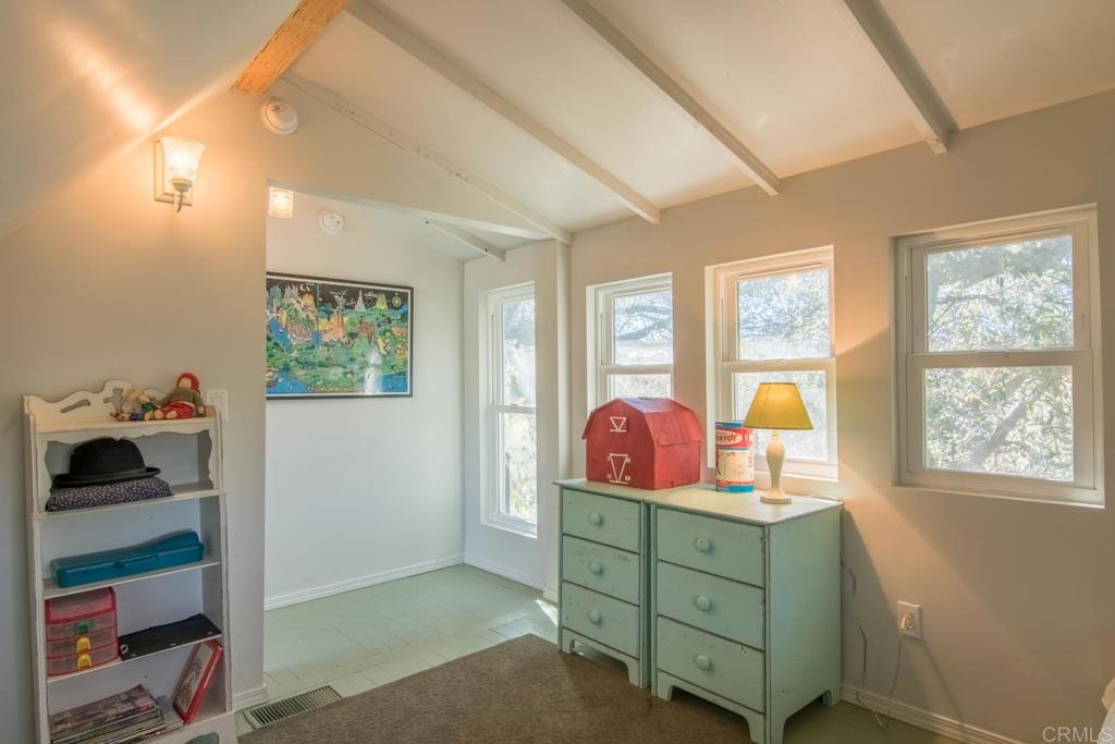 Julian, California, 92036, United States, 6 Bedrooms Bedrooms, ,5 BathroomsBathrooms,Residential,For Sale,1838648