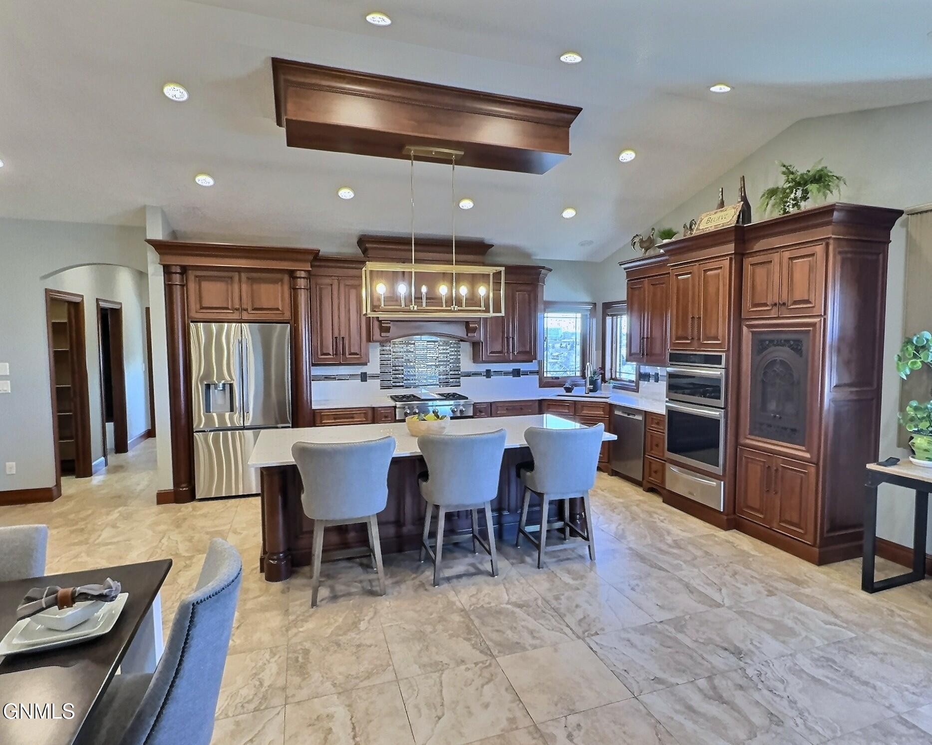 Bismarck, North Dakota, 58501, United States, 4 Bedrooms Bedrooms, ,4 BathroomsBathrooms,Residential,For Sale,2038873