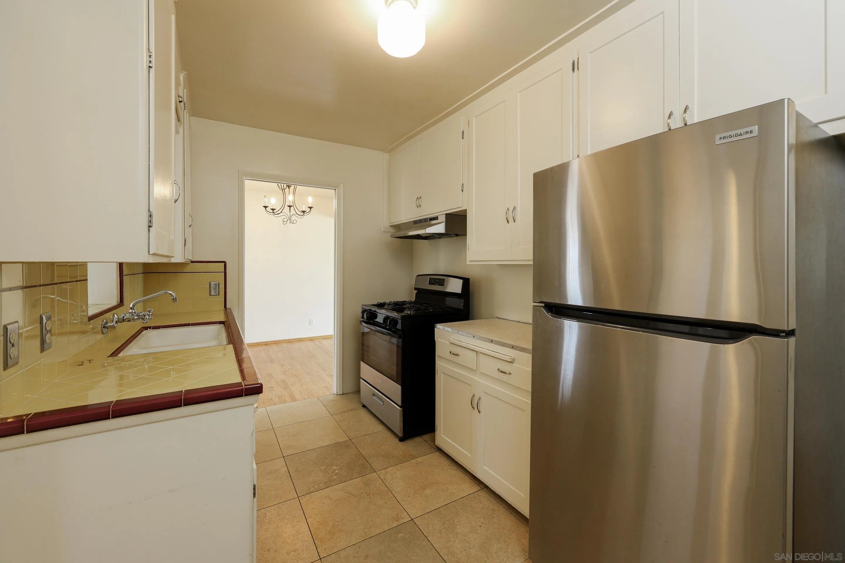 Chula Vista, California, 91910, United States, 3 Bedrooms Bedrooms, ,2 BathroomsBathrooms,Residential,For Sale,1916968