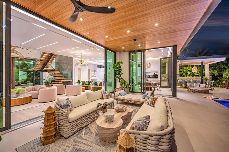 Fort Lauderdale, Florida, 33301, United States, 5 Bedrooms Bedrooms, ,8 BathroomsBathrooms,Residential,For Sale,1971363