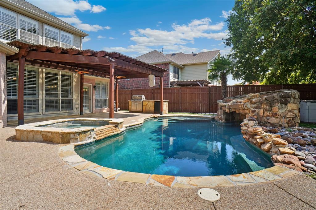 Trophy Club, Texas, 76262, United States, 4 Bedrooms Bedrooms, ,4 BathroomsBathrooms,Residential,For Sale,1983697