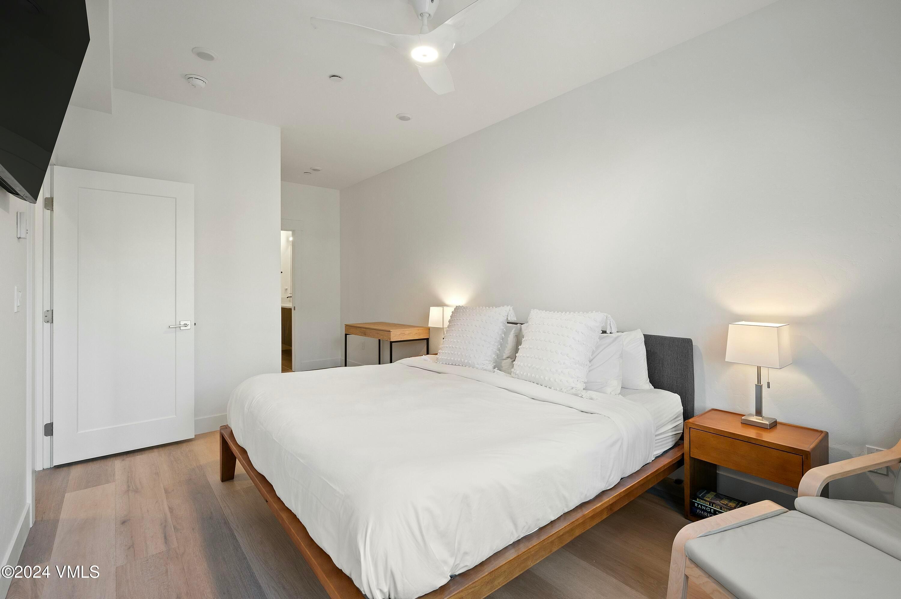Silverthorne, Colorado, 80498, United States, 2 Bedrooms Bedrooms, ,2 BathroomsBathrooms,Residential,For Sale,1804638