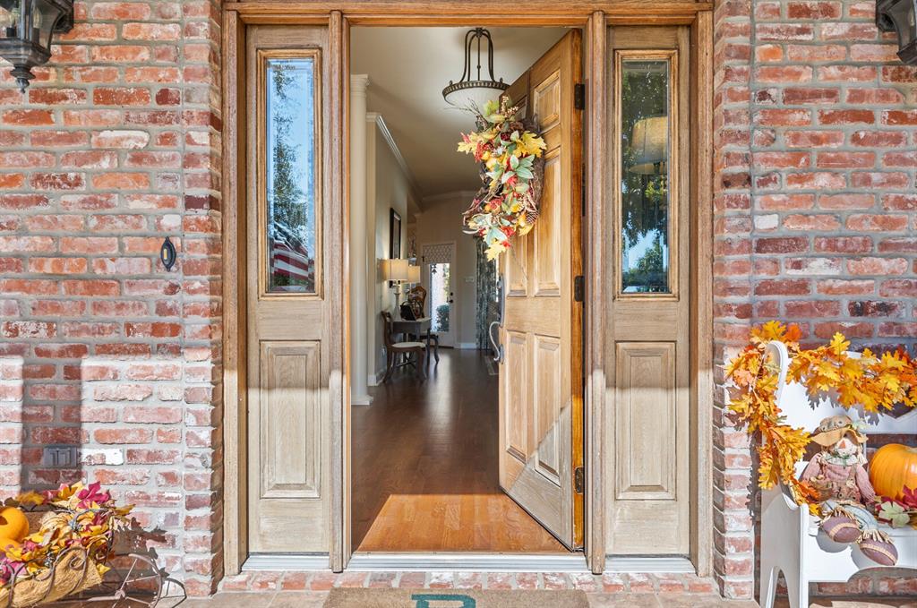 Waco, Texas, 76708, United States, 4 Bedrooms Bedrooms, ,4 BathroomsBathrooms,Residential,For Sale,1989175