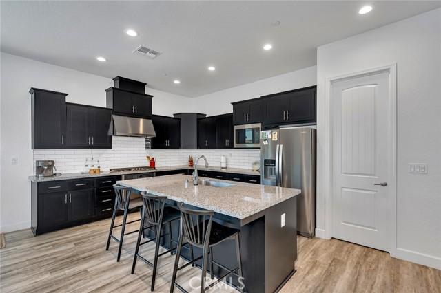 Madera, California, 93636, United States, 4 Bedrooms Bedrooms, ,4 BathroomsBathrooms,Residential,For Sale,1982003