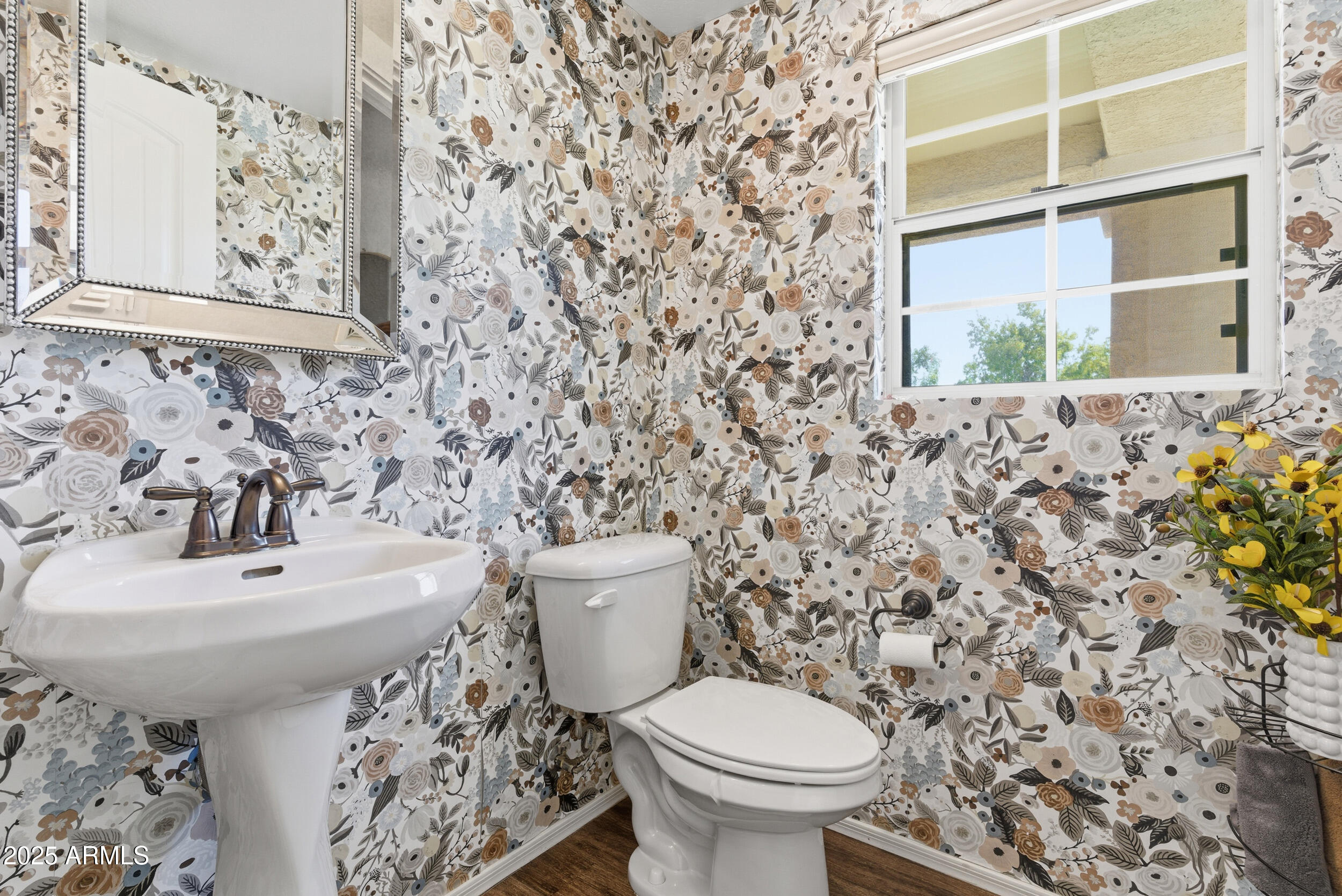 Gilbert, Arizona, 85297, United States, 3 Bedrooms Bedrooms, ,3 BathroomsBathrooms,Residential,For Sale,1991176