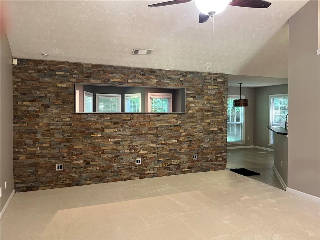 Suwanee, Georgia, 30024, United States, 3 Bedrooms Bedrooms, ,2 BathroomsBathrooms,Residential,For Sale,1877233