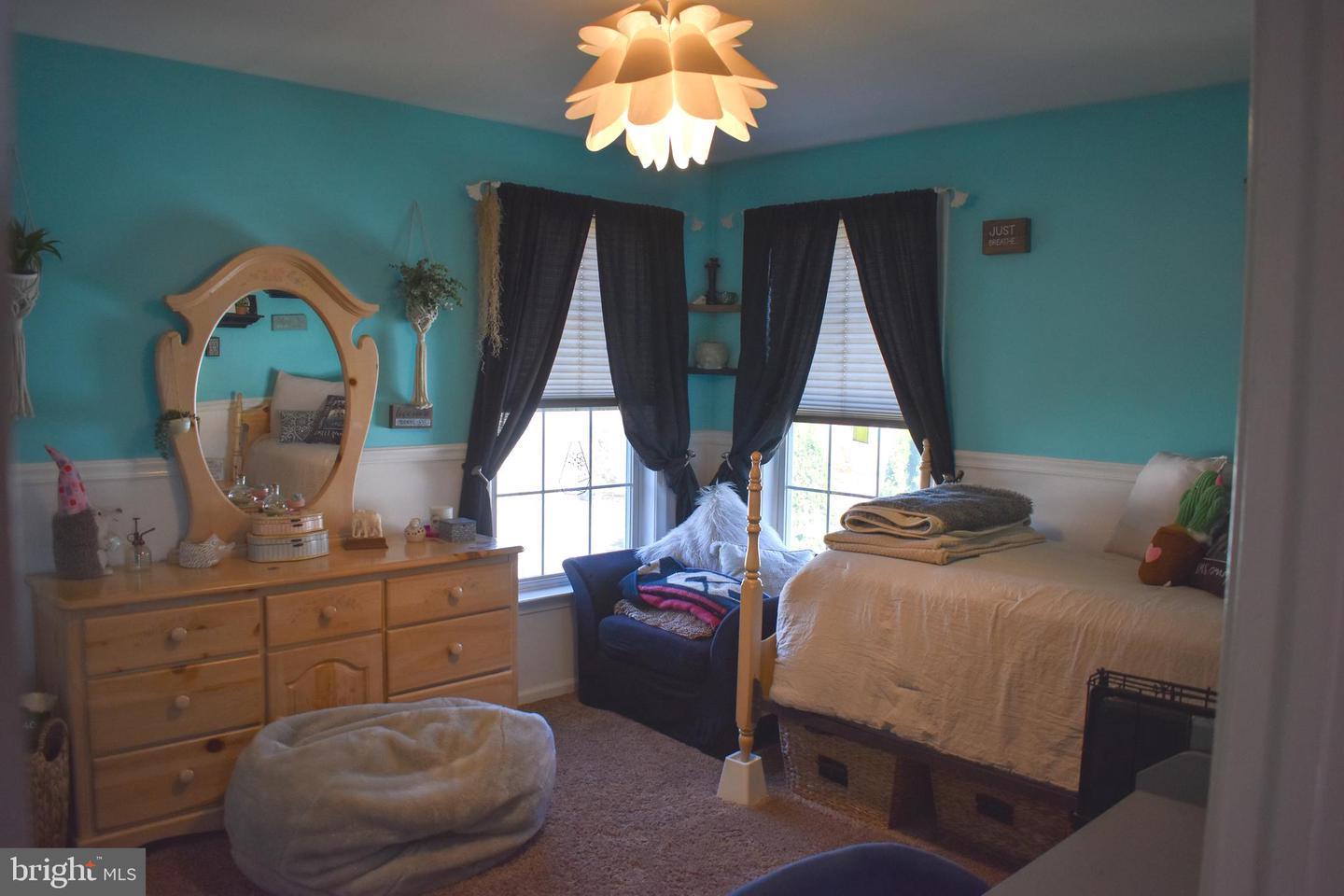 Garnet Valley, Pennsylvania, 19060, United States, 4 Bedrooms Bedrooms, ,3 BathroomsBathrooms,Residential,For Sale,1981826