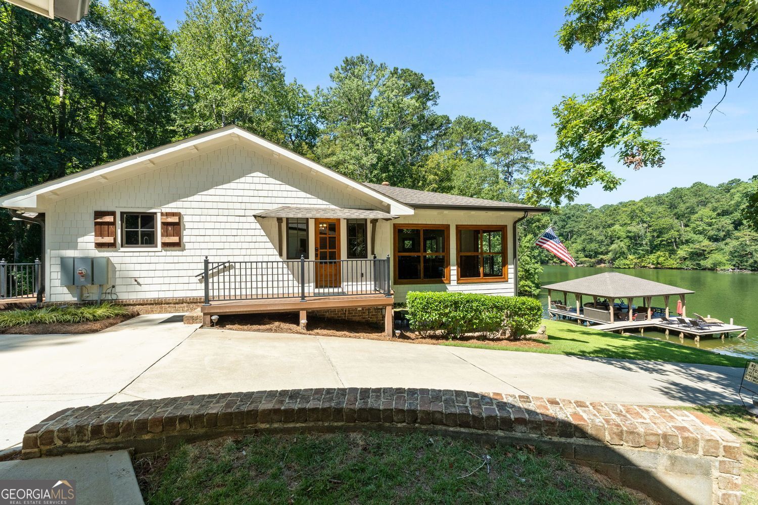 Jackson, Georgia, 30233, United States, 4 Bedrooms Bedrooms, ,3 BathroomsBathrooms,Residential,For Sale,1905140