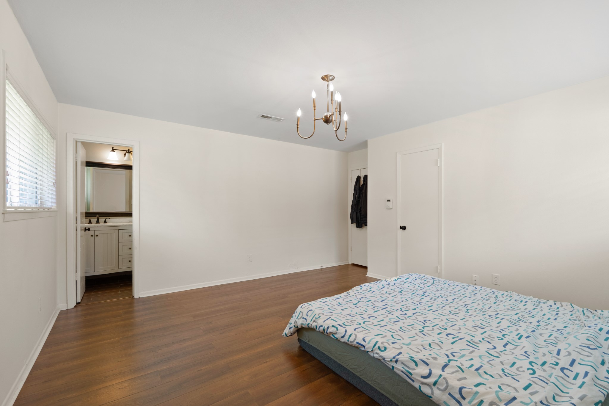 Houston, Texas, 77096, United States, 3 Bedrooms Bedrooms, ,2 BathroomsBathrooms,Residential,For Sale,1998285