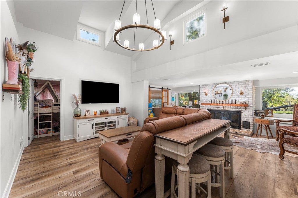 Banning, California, 92220, United States, 6 Bedrooms Bedrooms, ,4 BathroomsBathrooms,Residential,For Sale,1977497