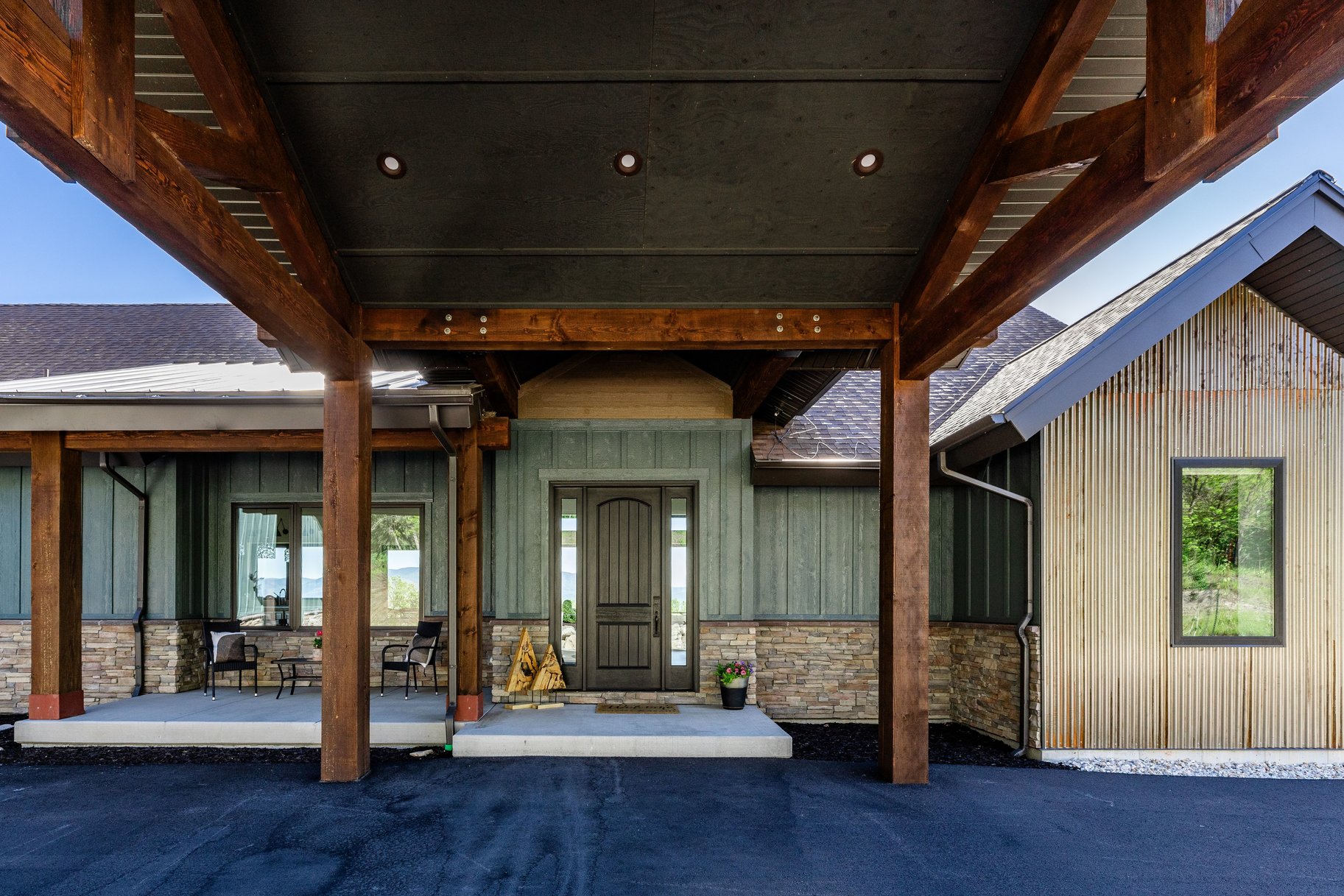  Welcome to a Private Mountain Luxury Retreat on Iconic Old Snowbasin Road - 物件實景