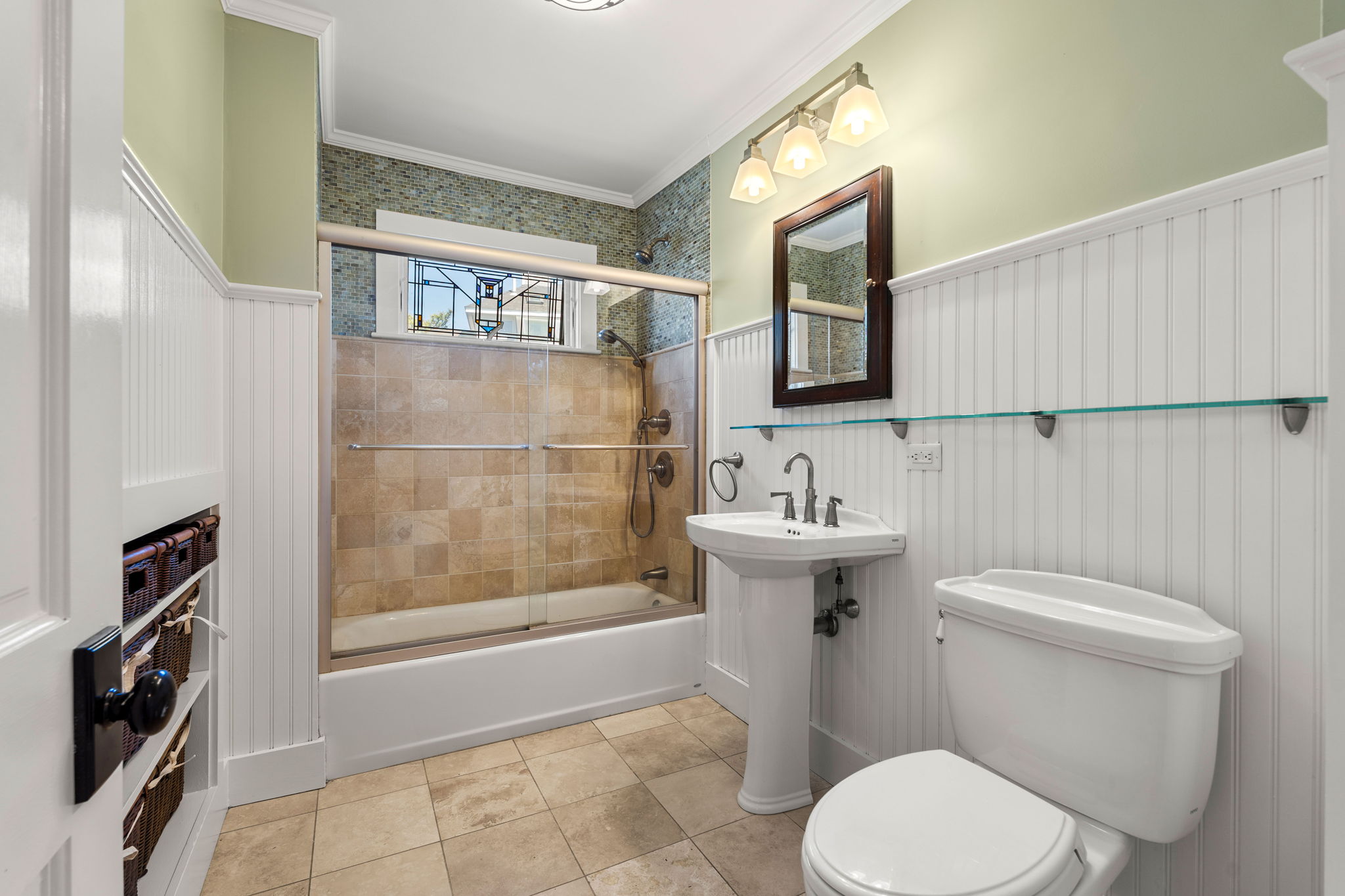  26 Karolyn Circle, Nahant, MA, 01908 - 物件實景