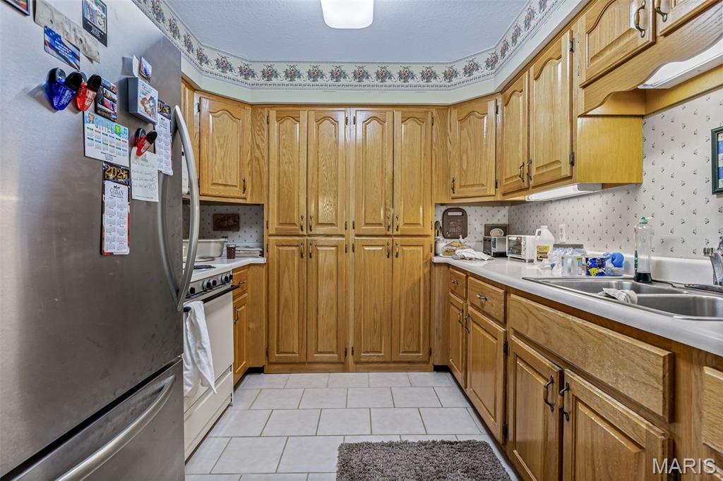 Bonne Terre, Missouri, 63628, United States, 4 Bedrooms Bedrooms, ,2 BathroomsBathrooms,Residential,For Sale,1942217