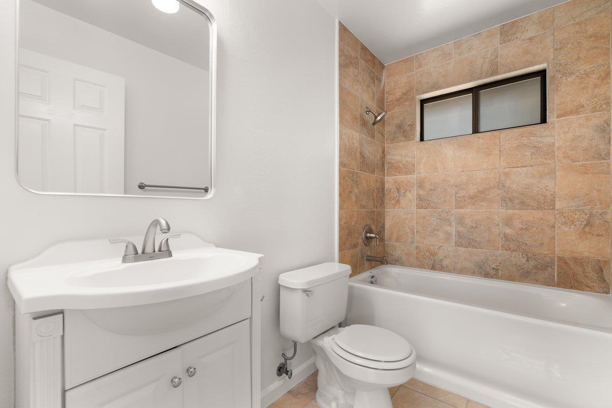Nevada City, California, 95959, United States, 3 Bedrooms Bedrooms, ,3 BathroomsBathrooms,Residential,For Sale,1916379