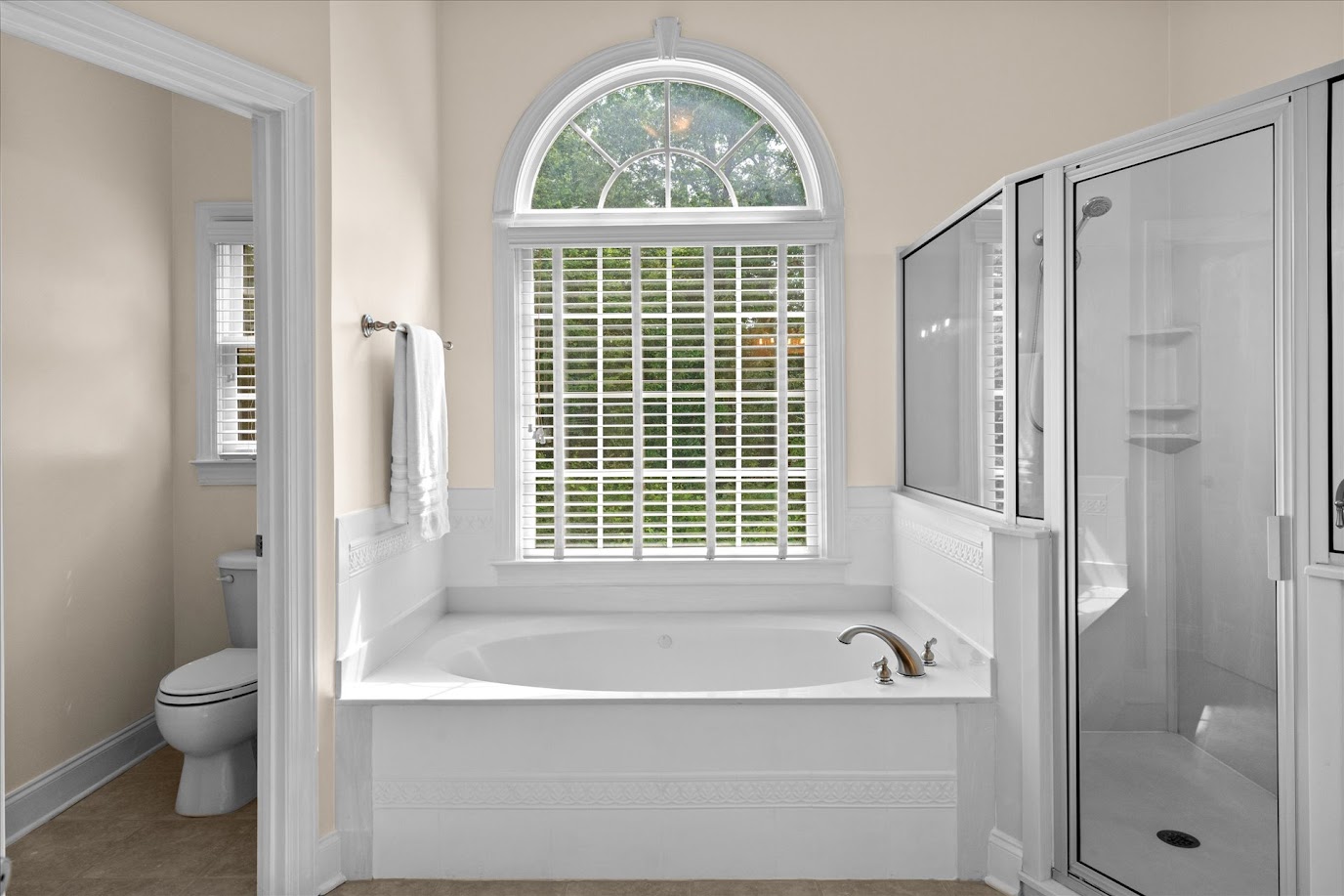 Villa Rica, Georgia, 30180, United States, 6 Bedrooms Bedrooms, ,4 BathroomsBathrooms,Residential,For Sale,1983769