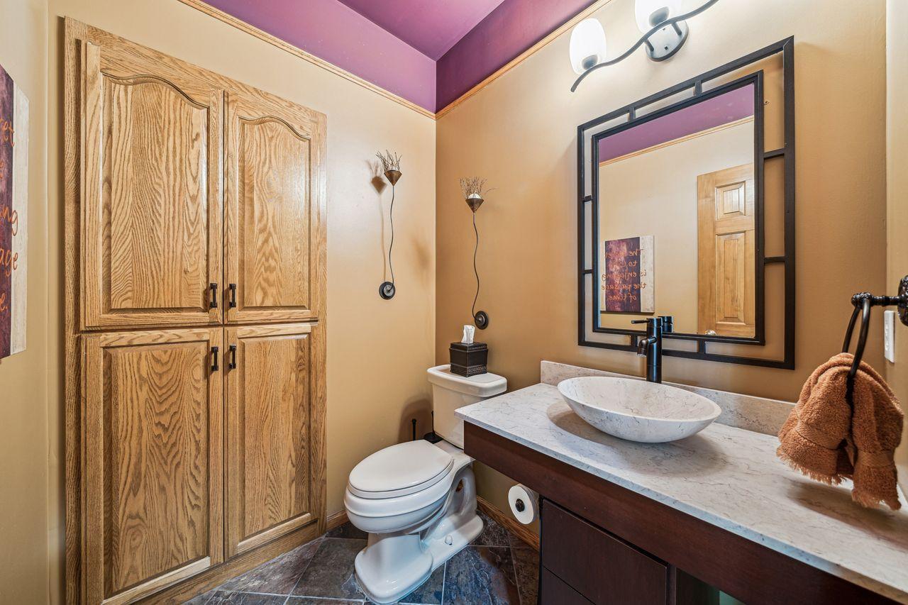 Lakeville, Minnesota, 55044, United States, 4 Bedrooms Bedrooms, ,3 BathroomsBathrooms,Residential,For Sale,1846490