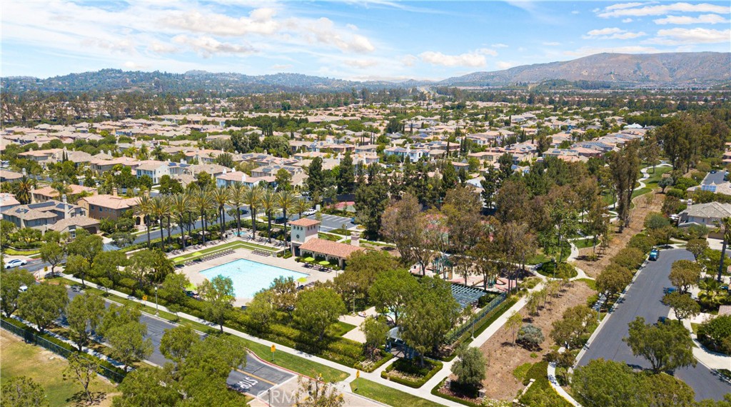 Irvine, California, 92602, United States, 3 Bedrooms Bedrooms, ,2 BathroomsBathrooms,Residential,For Sale,1992045