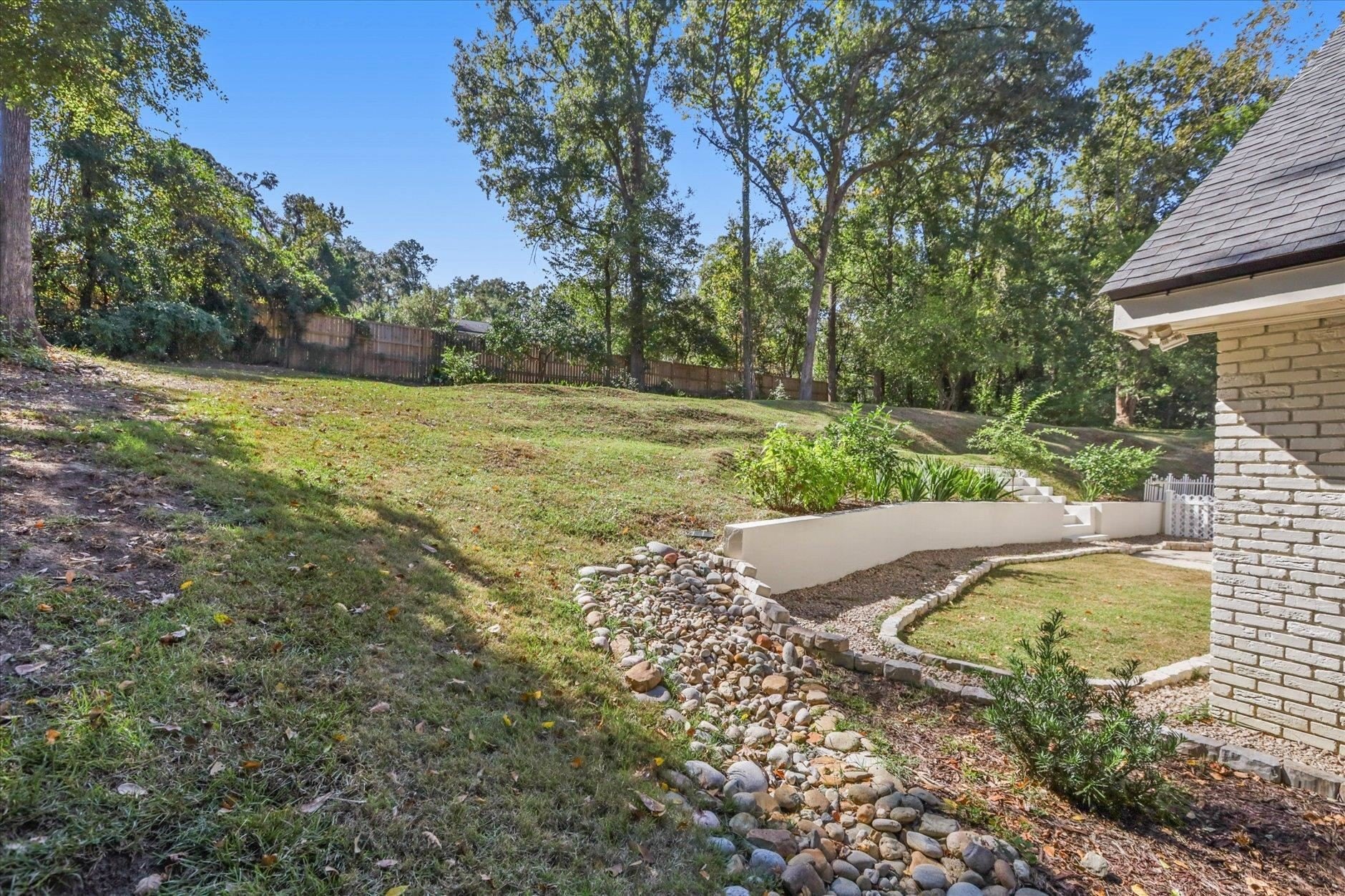 Tallahassee, Florida, 32308-0927, United States, 4 Bedrooms Bedrooms, ,3 BathroomsBathrooms,Residential,For Sale,1981532