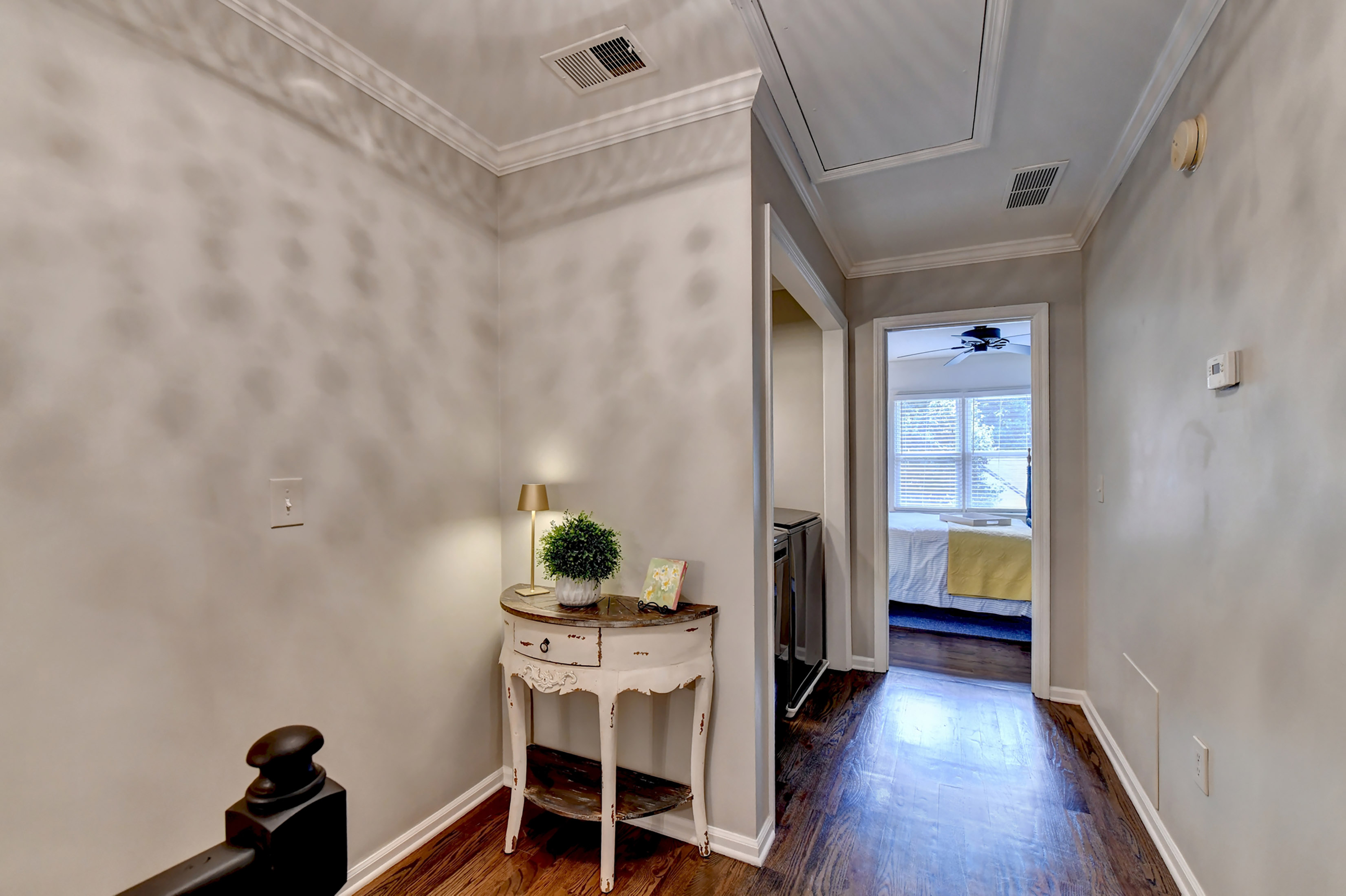 Lovely End-Unit Townhome in Roswell - 物件實景