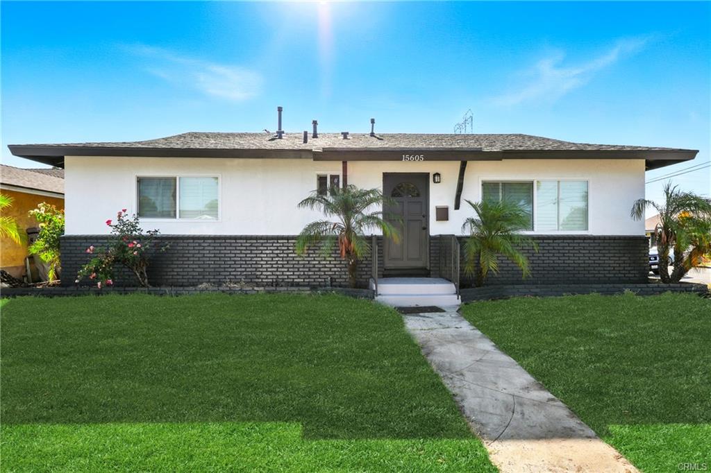 Paramount, California, 90723, United States, 4 Bedrooms Bedrooms, ,2 BathroomsBathrooms,Residential,For Sale,1935731