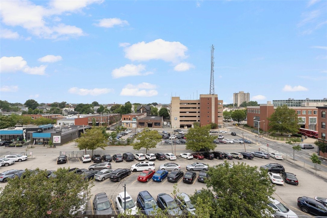 Providence, Rhode Island, 02903, United States, 1 Bedroom Bedrooms, ,2 BathroomsBathrooms,Residential,For Sale,1917986