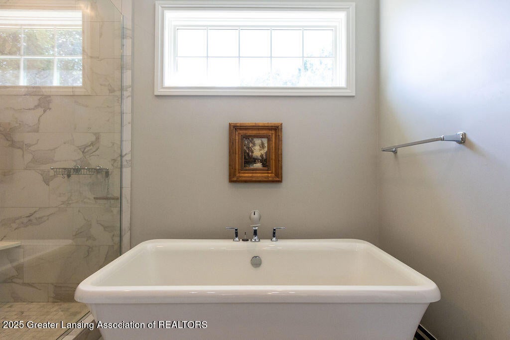 East Lansing, Michigan, 48823, United States, 4 Bedrooms Bedrooms, ,3 BathroomsBathrooms,Residential,For Sale,1890270
