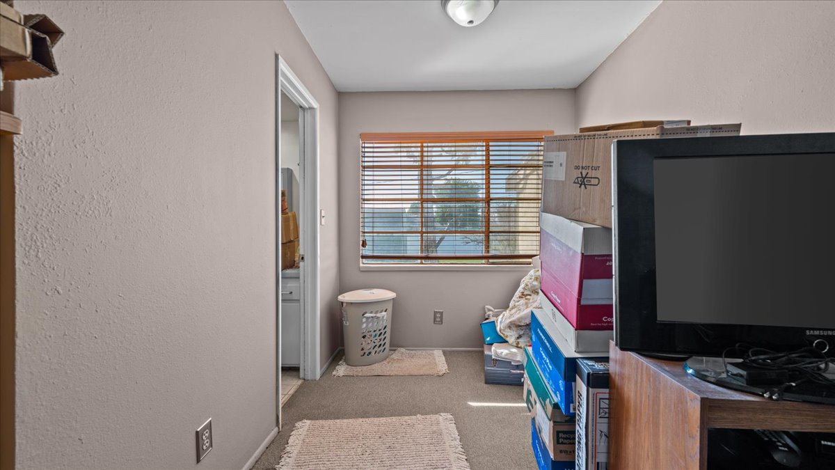 Loma Linda, California, 92354, United States, 3 Bedrooms Bedrooms, ,2 BathroomsBathrooms,Residential,For Sale,1974823