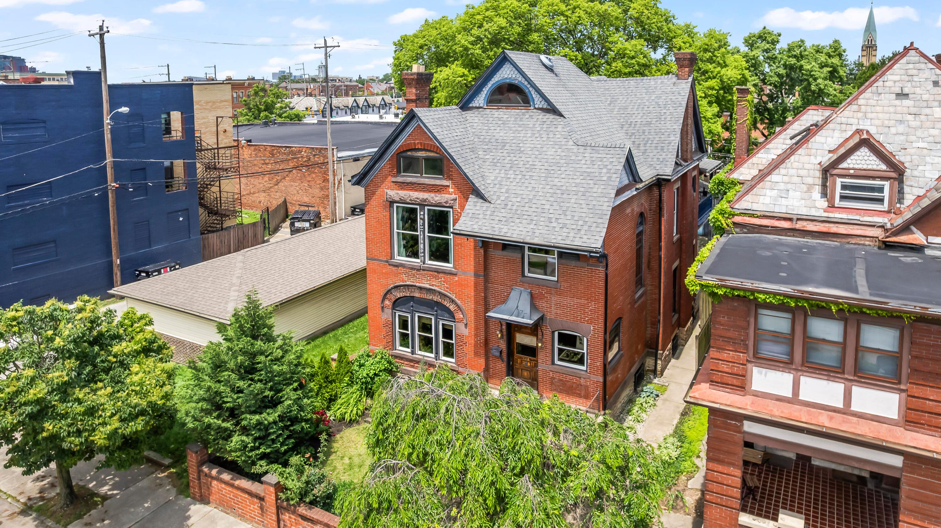 Columbus, Ohio, 43205, United States, 4 Bedrooms Bedrooms, ,3 BathroomsBathrooms,Residential,For Sale,1866885