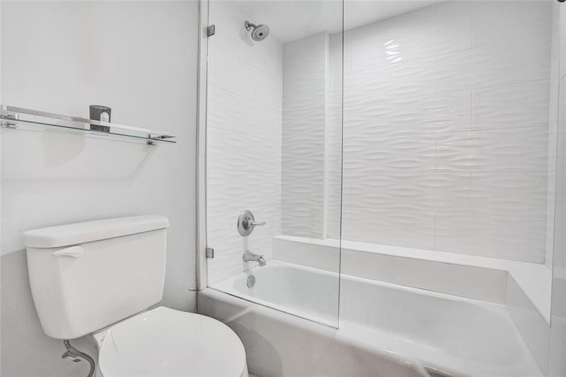 Hillsboro Beach, Florida, 33062, United States, 2 Bedrooms Bedrooms, ,2 BathroomsBathrooms,Residential,For Sale,1991245