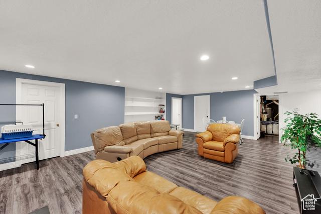 West Valley City, Utah, 84128, United States, 6 Bedrooms Bedrooms, ,3 BathroomsBathrooms,Residential,For Sale,1976831