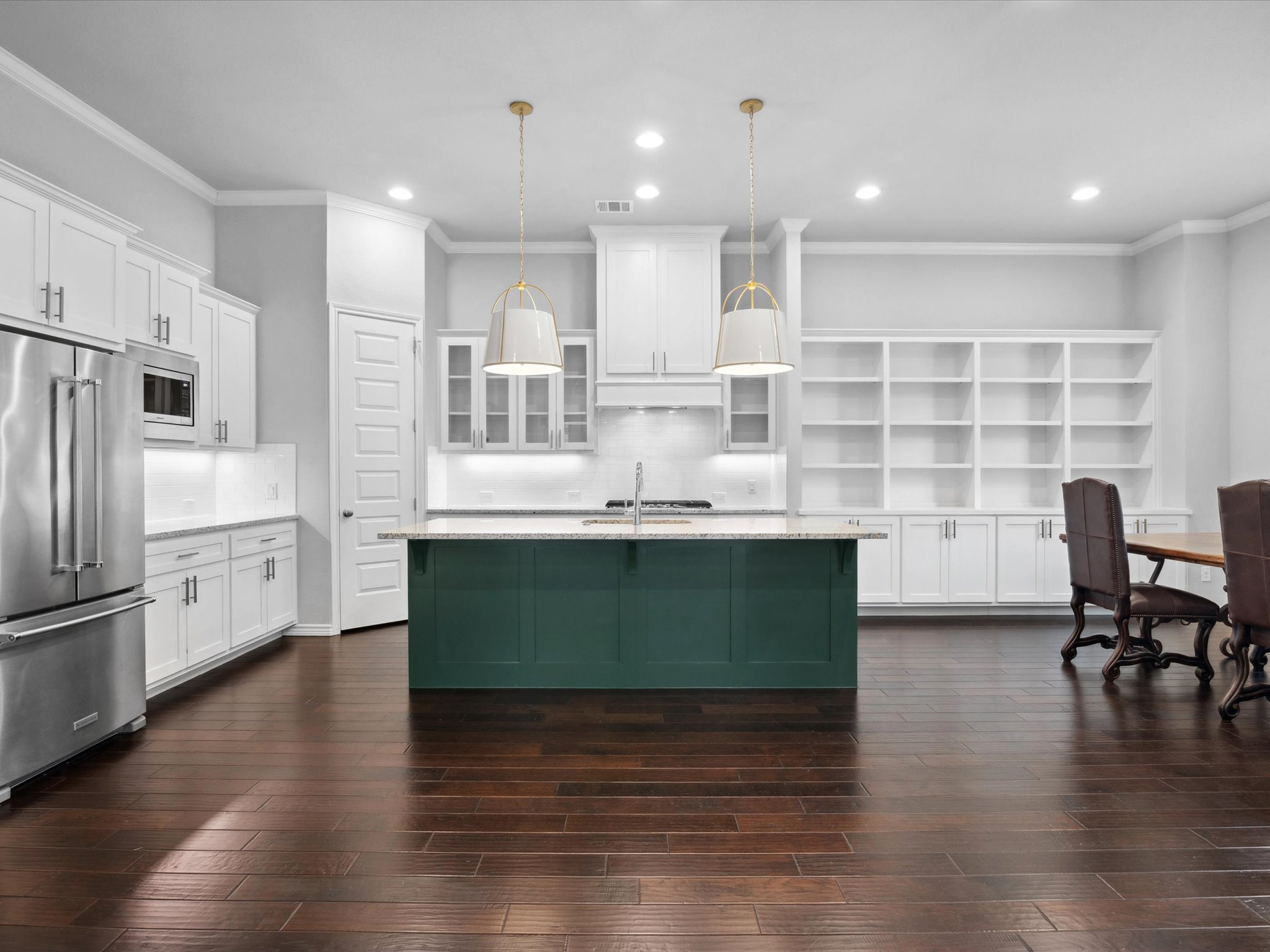 Fort Worth, Texas, 76114, United States, 3 Bedrooms Bedrooms, ,5 BathroomsBathrooms,Residential,For Sale,1922008