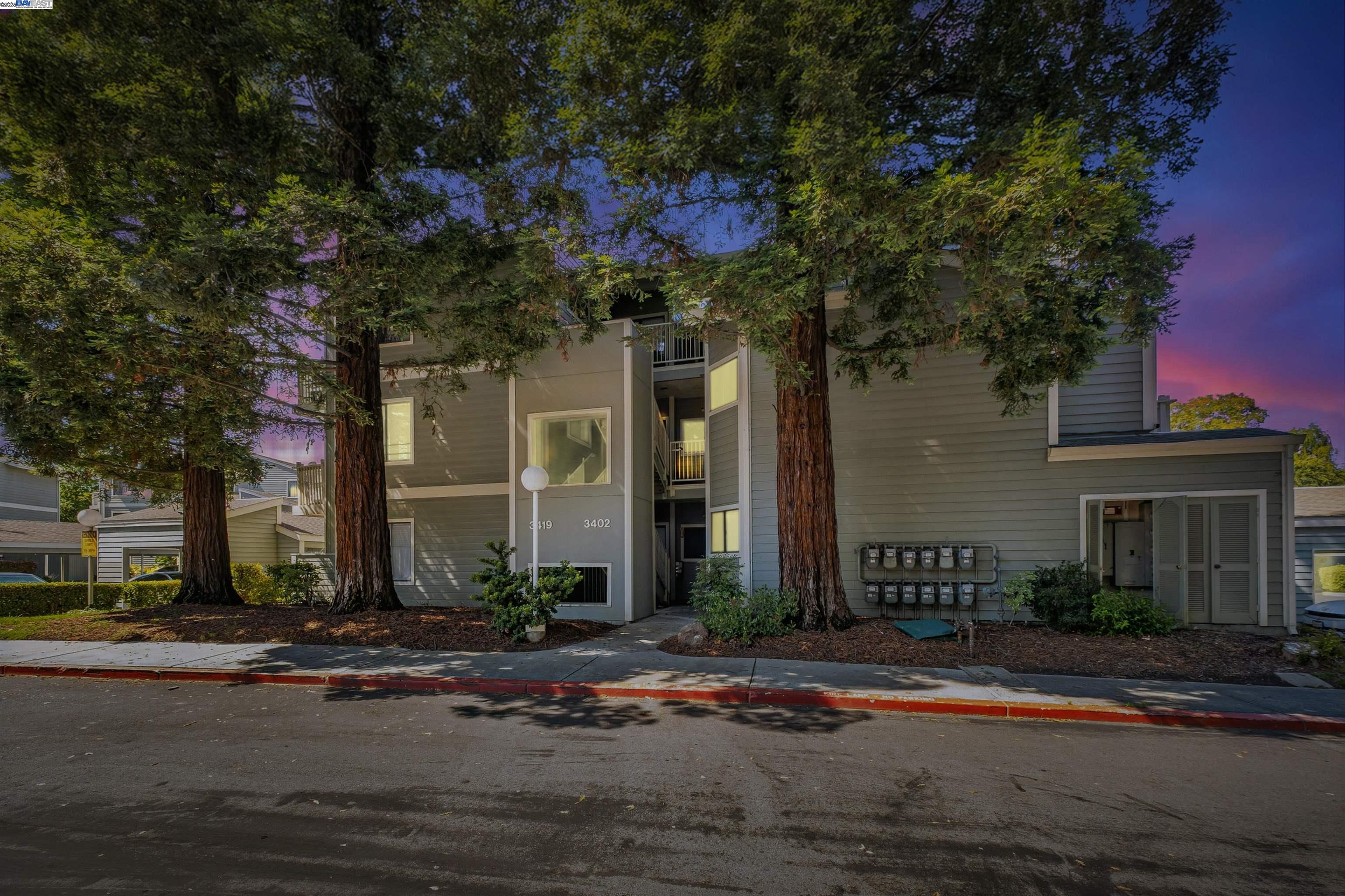 Fremont, California, 94536, United States, 2 Bedrooms Bedrooms, ,2 BathroomsBathrooms,Residential,For Sale,1911508